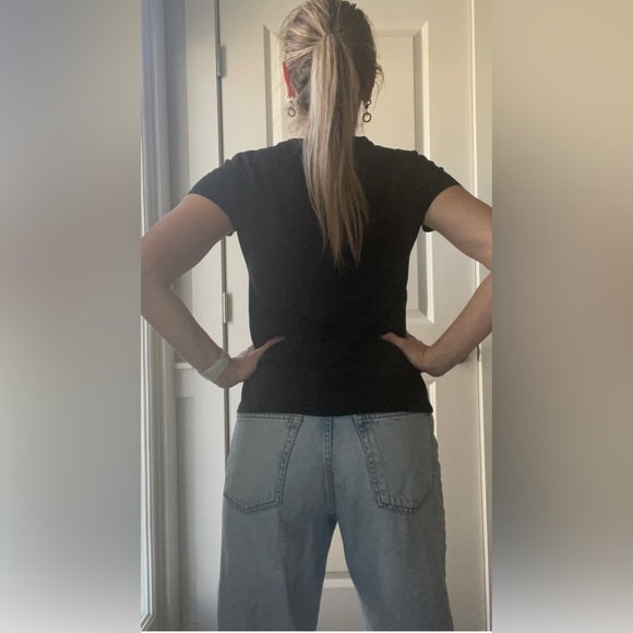 H&M Loose Straight High Waisted  Distressed Blue Jeans|Size 8/25inch inseam - Picture 3 of 11